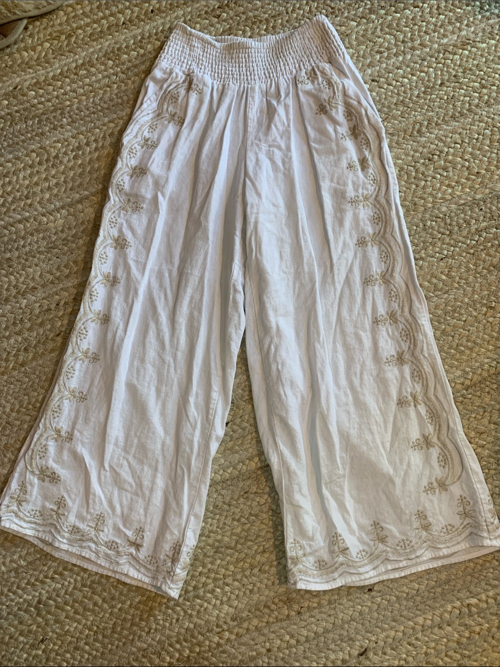 Beautiful White Embroidered Wide-Leg Linen Blend Pants